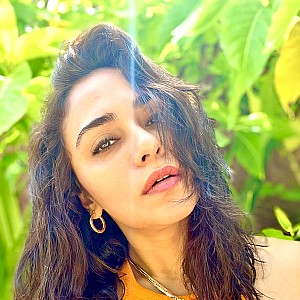 Amruta Khanvilkar