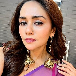 Amruta Khanvilkar