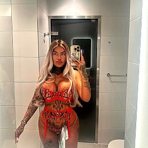 Amy Henderson