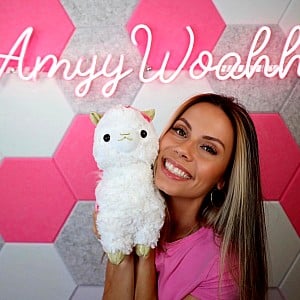 Amy Woah