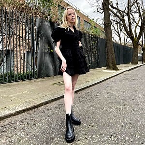 Amybeth McNulty