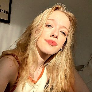 Amybeth McNulty