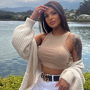 Ana Luiza (Influencer)