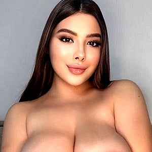 Ana Ostrowska