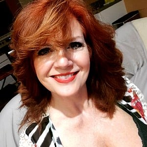 Andi James