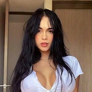 Andrea Alvarezz