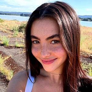 Andrea Botez