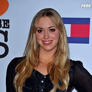 Andrea Bowen