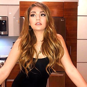 Andrea Russett