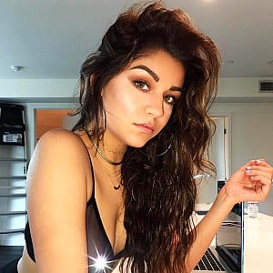 Andrea Russett