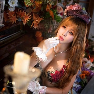 Angel Wong
