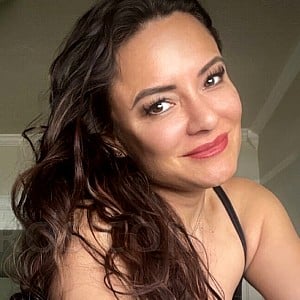 Angela (Hot Milfs Fuck)