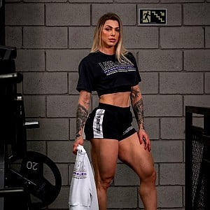 Angela Borges