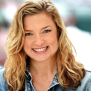 Angela Dohrmann