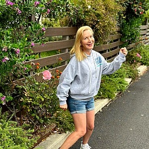 Angela Kinsey