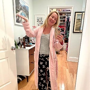 Angela Kinsey