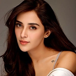 Angela Krislinzki