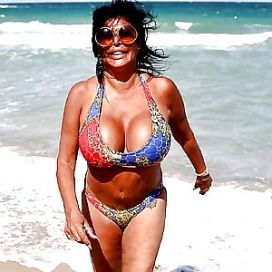 Angela Raiola