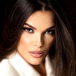 Angela Tanuzi