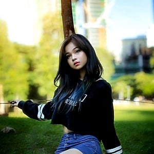 Angeli Khang