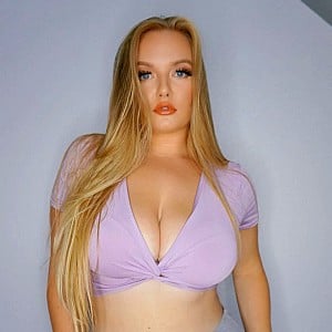 Angelica Maria