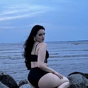 Angelica Rose