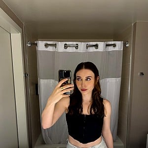 Angelica Trae