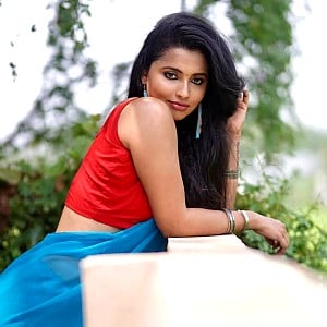 Anicka Vikhraman