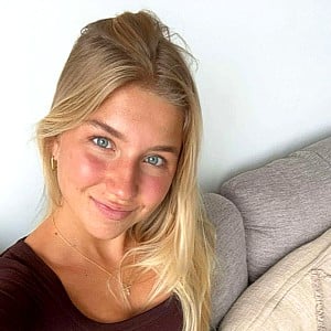 Aniela Leon