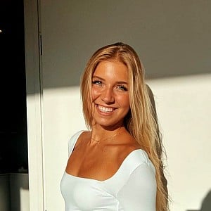 Aniela Leon