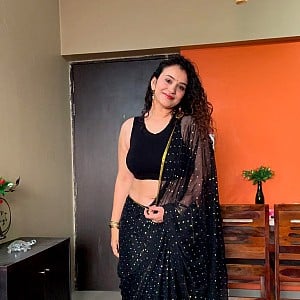 Anju Curly