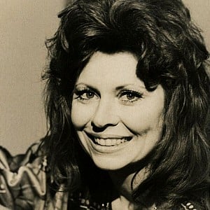Ann Wedgeworth