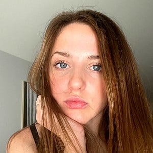 Anna (Onlyfans)