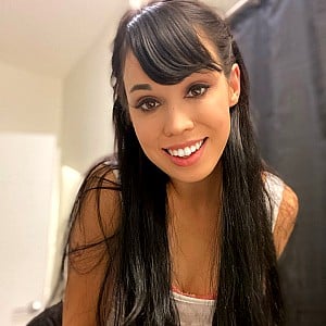 Anna Bailey (Brazzers)