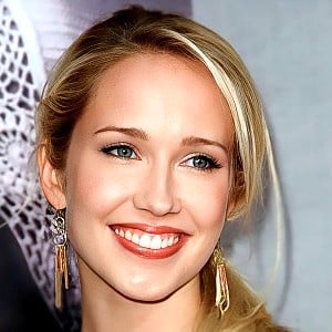 Anna Camp