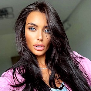 Anna Dolia