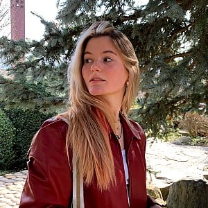 Anna Follmann