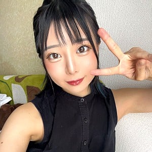 Anna Fujiki