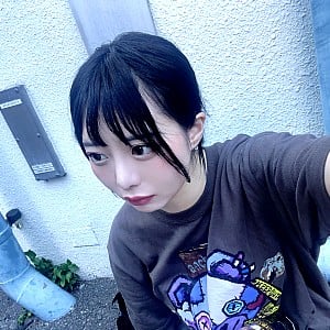 Anna Fujiki