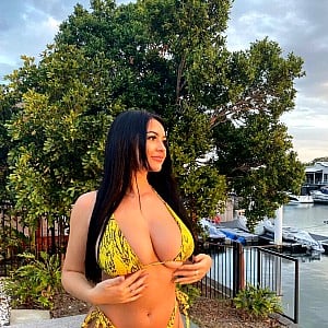Anna Paul