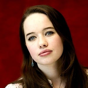 Anna Popplewell