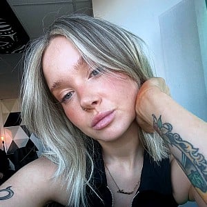 Anna Shields