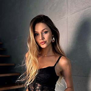 Anna Stoliar