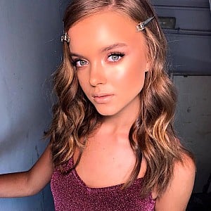 Anna Zak
