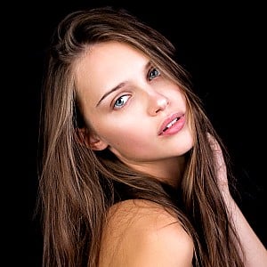Anna Zaton