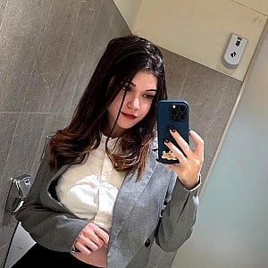 AnnaBlue