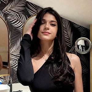 AnnaBlue