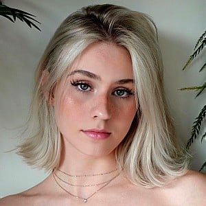 Annabel Lucinda