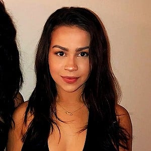 Annabelle Azoy