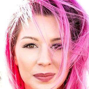 Annalee Belle